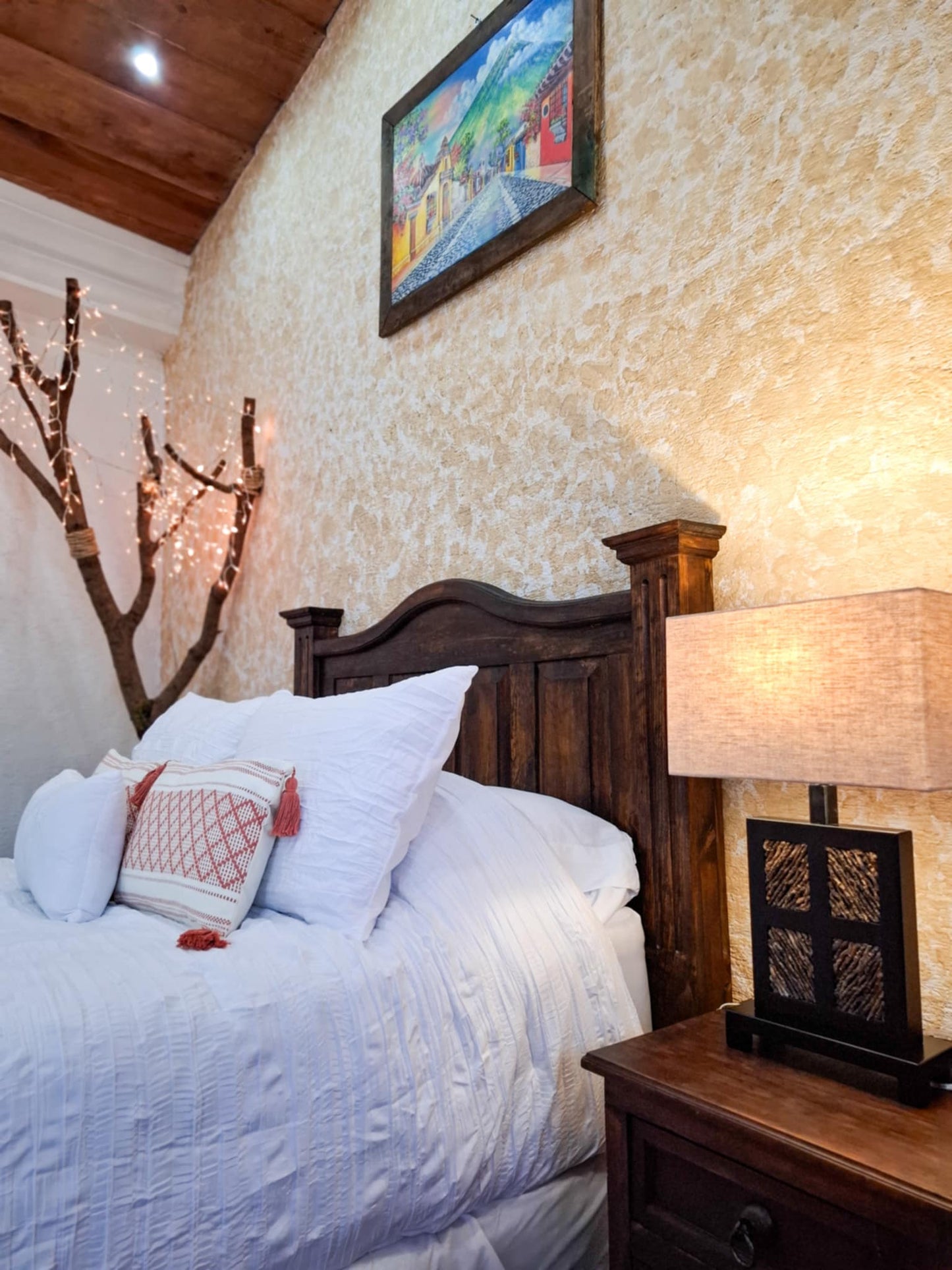 "Casa Blanca" Stay in Antigua Guatemala