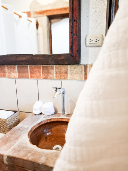 "Casa Blanca" Stay in Antigua Guatemala